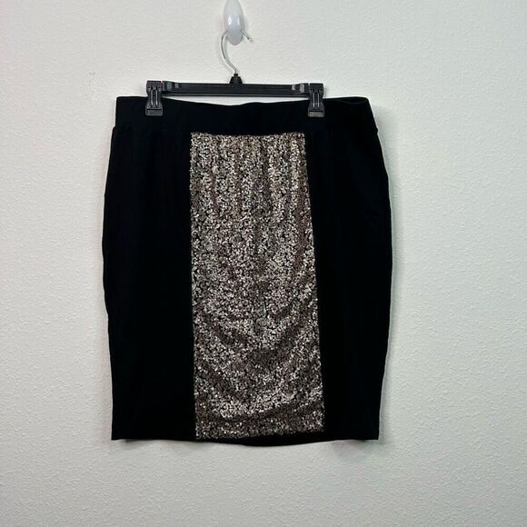Torrid Women’s Gold Sequin Black Pull On Pencil Skirt Disco Size 2 X - Picture 1 of 10